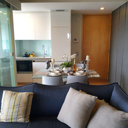 The Peak @ Cairnhill II (D9), Apartment #453131921